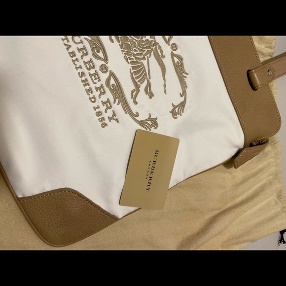 Burberry handbag - Picture 7 of 8